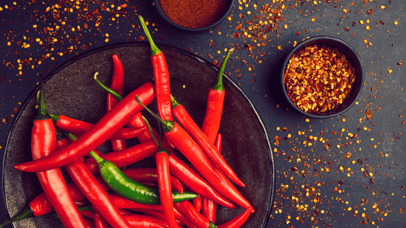 فلفل قرمز هندی: ادویه‌ای تند که از چشم و قلب محافظت می‌کند
