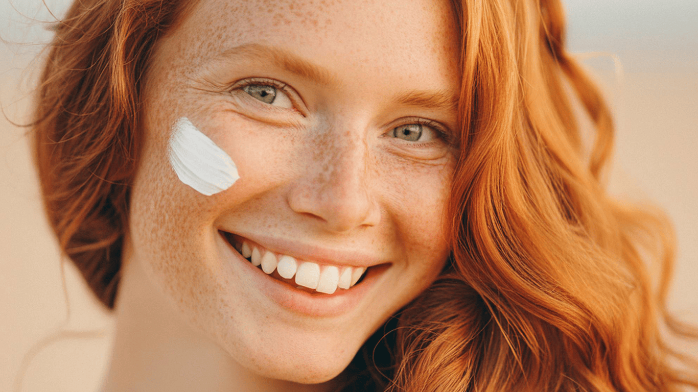 استفاده از ضد آفتاب‌های خانگی برای موها: محافظت طبیعی از موها در برابر آفتاب